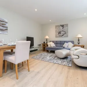 Spacious In The Heart Of Brighton